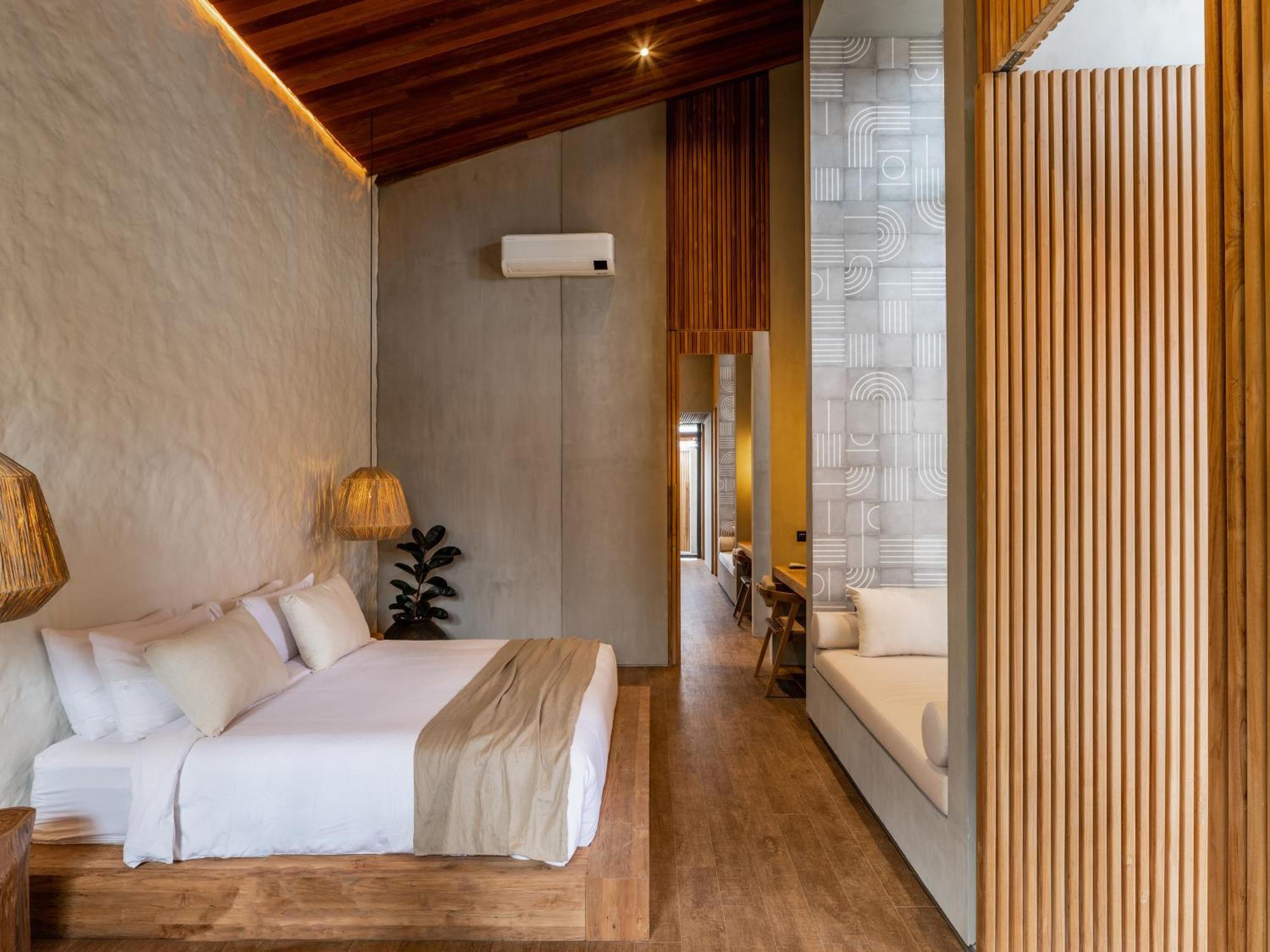 Villa Levante Bali By House Of Winds - Tropical Oasis Near Canggu 캐로보칸 외부 사진