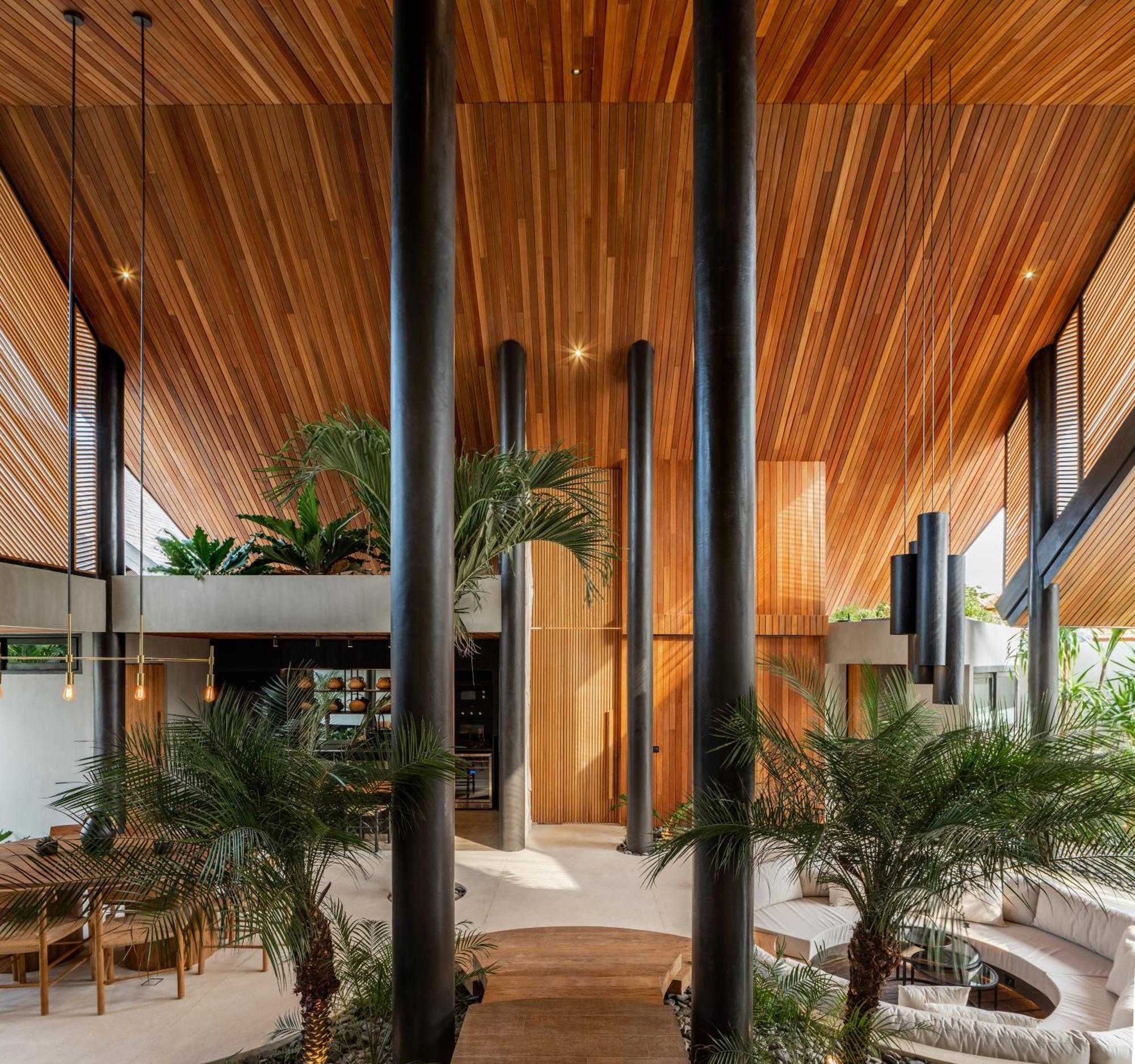 Villa Levante Bali By House Of Winds - Tropical Oasis Near Canggu 캐로보칸 외부 사진